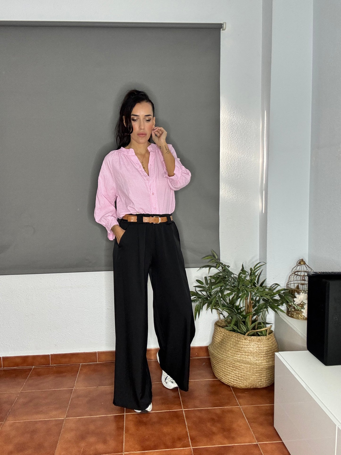 Pantalón tejido cinturón