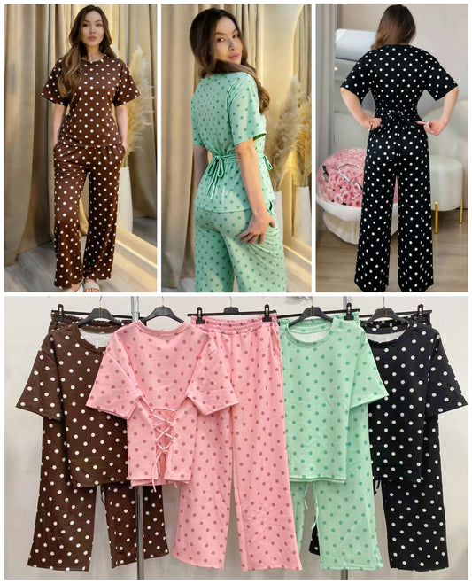 Conjunto lunares atado