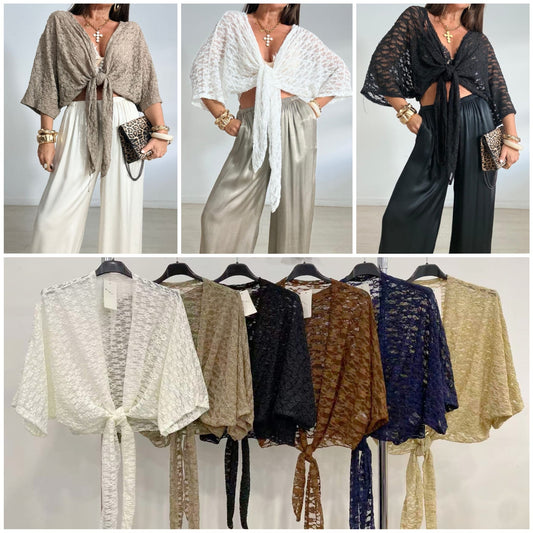 Blusa anudada encaje
